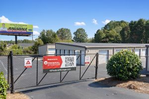 10 Federal Storage - 3015 Carrollton Villa Rica Hwy Suite 2 and annexes - 1089