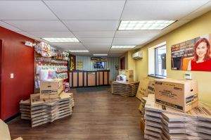 StorageMart - S 13th St