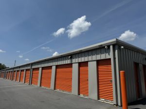 Mini Mall Storage - Bristol - 2888 West State St