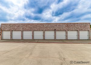 CubeSmart Self Storage TX Lancaster S Interstate 35 E