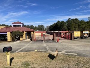 Tellus Self Storage - Golden Eagle