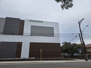 Extra Space Storage - 6723 - San Antonio - E French Pl