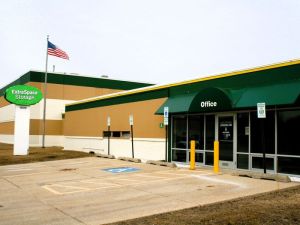 Extra Space Storage - 6687 - Des Plaines - Busse Hwy