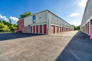 Snapbox Self Storage - Newtown - 104 Penn Street