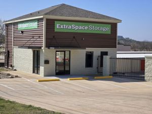 Extra Space Storage - 6787 - Georgetown - NE Inner Loop