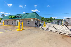 Extra Space Storage - 6820 - Mooresville - 1220 River Hwy
