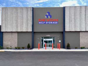 Devon Self Storage - 9702 - 1215 Shelby