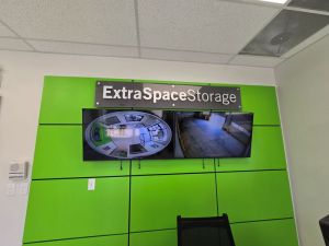 Extra Space Storage - 6777 - Chicago - 4343 S Ashland Ave