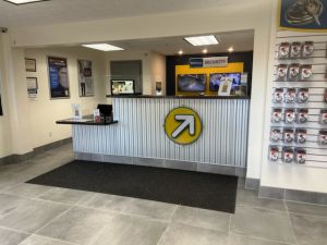 Compass Self Storage - Compass Self Storage - Commerce 410