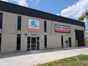 AXS Storage Warren