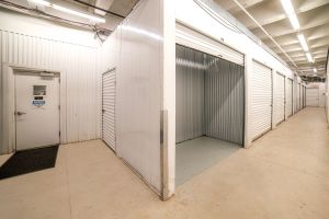 Storage King USA - 001 - Newark NJ - McCarter Hwy