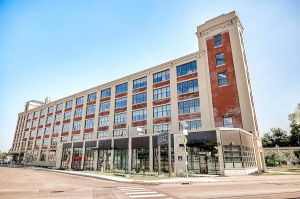 Self Storage on the Levee