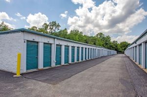 Oakbrook Storage