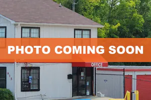 Public Storage - Macon - 915 Key St
