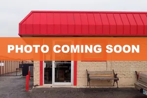 Public Storage - Oklahoma City - 8600 N Roxbury Blvd