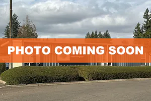 Public Storage - Estacada - 775 NW Industrial Way