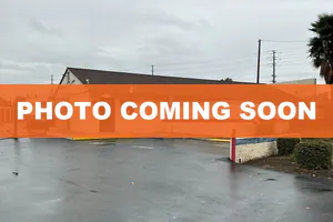 Public Storage - Riverside - 1807 Columbia Ave