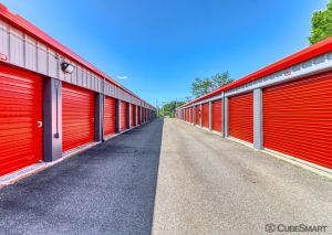 CubeSmart Self Storage - Old Saybrook - 167-3 Elm Street