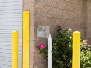 Airport Mini Storage - Riverside - 7044 Arlington Avenue